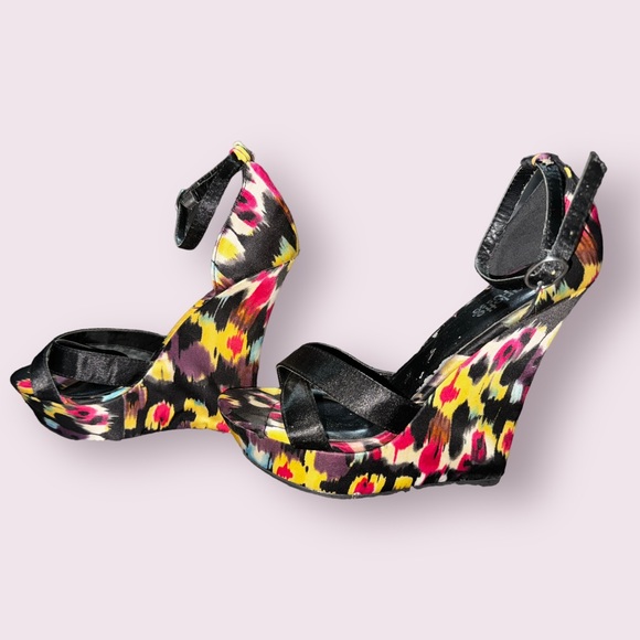 Charlotte Rose Multicolor Wedge Platform Heels - Picture 4 of 6